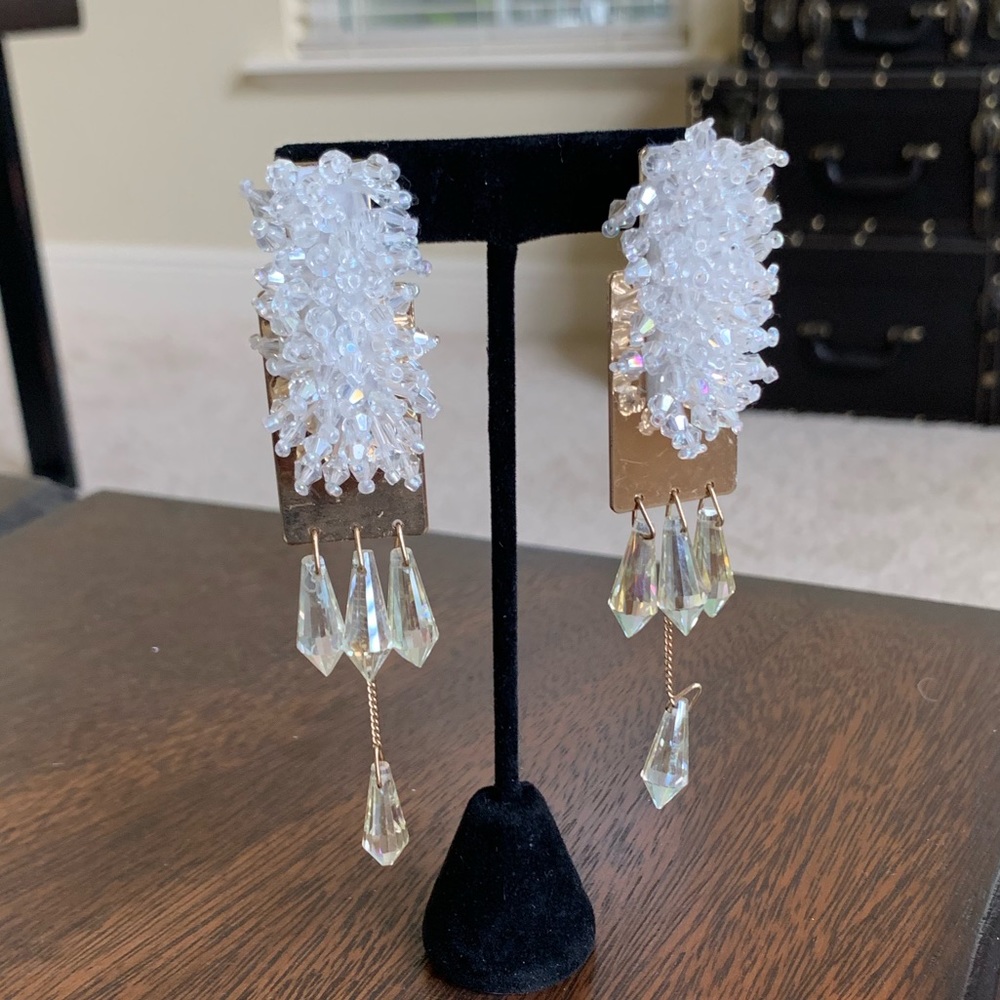 Statement Chandelier Earrings || Gold and Crystal